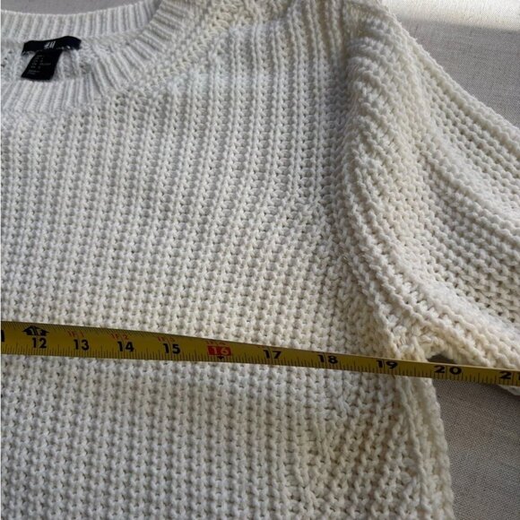 H&M White Chunky Knit Crew Neck Sweater Women’s Size L - Picture 6 of 8